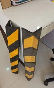 RUBBER CORNER GUARD 80CM