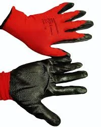 ARMVAULT NITRILE RED/BLACK GLOVES